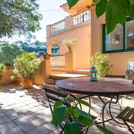Con Piscina Privada En Begur