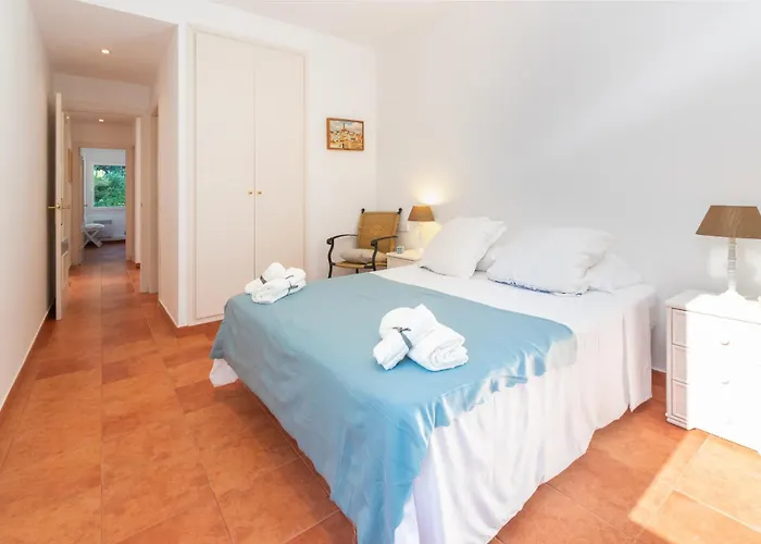 Con Piscina Privada En Ferienhaus *