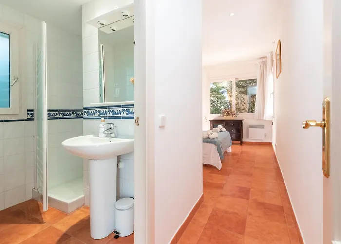 Ferienhaus Con Piscina Privada En *
