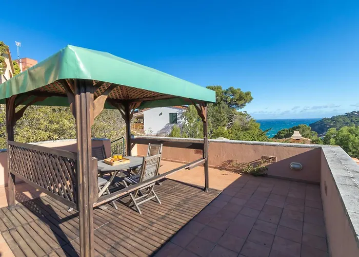 Ferienhaus Con Piscina Privada En *