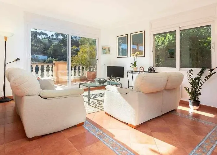 Con Piscina Privada En Ferienhaus