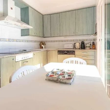 Con Piscina Privada En Feriehus